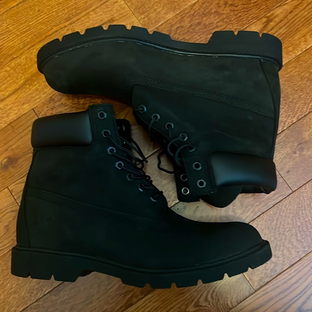 Timbs - Picture 3 of 7